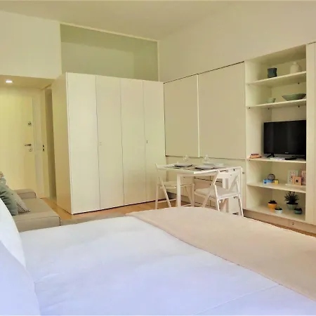 Διαμέρισμα Tiles *