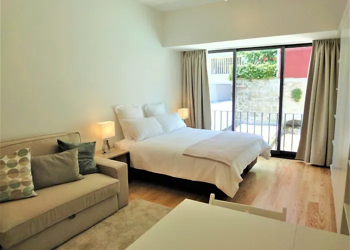 Aspasios Trindade Apartment *